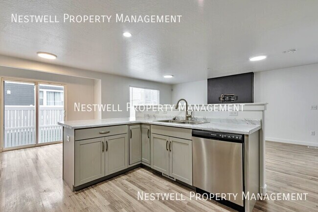 Building Photo - 427 S Fox Chase Ln
