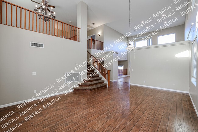 Building Photo - 14958 W Cameron Dr