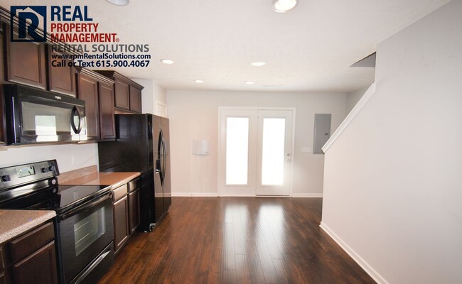 Foto del edificio - Great 2BR/2.5BA Mboro townhome close to MTSU!