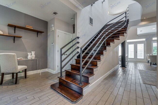 Foto del edificio - 4040 Avondale Ave