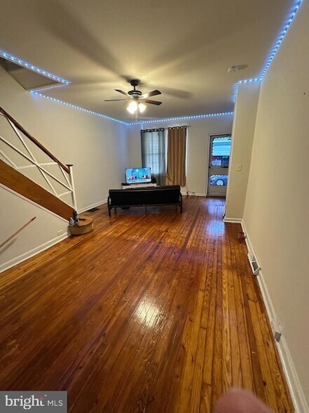Foto del edificio - 2054 Albright St