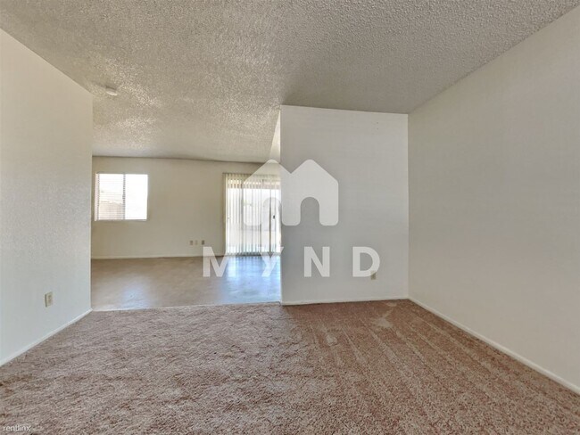 Building Photo - 3 br, 2 bath House - 3107 W Michigan Ave
