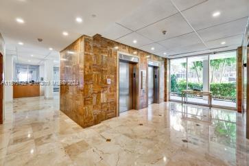 Foto del edificio - 150 SE 25th Rd