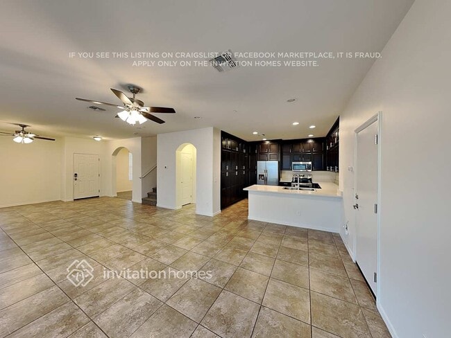 Building Photo - 29056 N 124th Dr