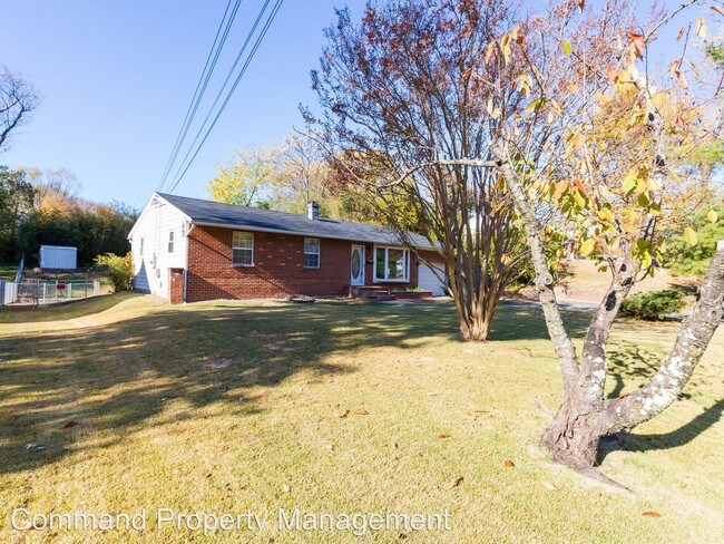 Building Photo - 6014 Leewood Dr