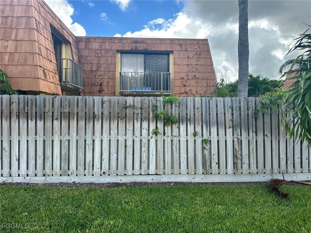 Foto principal - 1709 Park Meadows Dr
