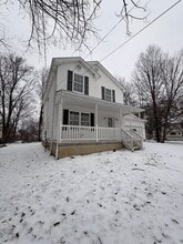 Building Photo - 749 McKinley Ave