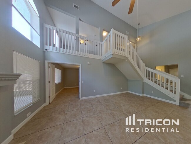 Building Photo - 3902 Bellewater Blvd