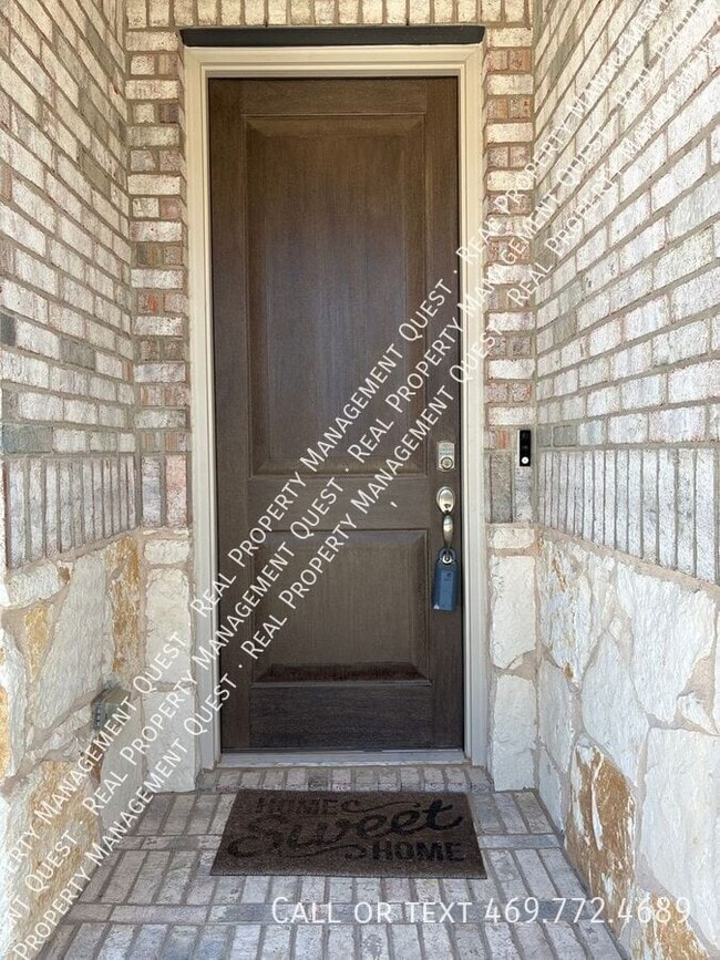 Foto del edificio - 8164 Trudy Ln