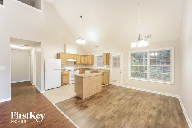 Building Photo - 6010 Raventree Ct