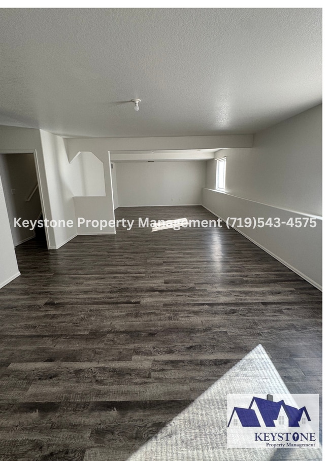 Building Photo - 285 W Owl Ct