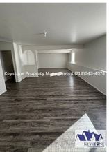 Building Photo - 285 W Owl Ct