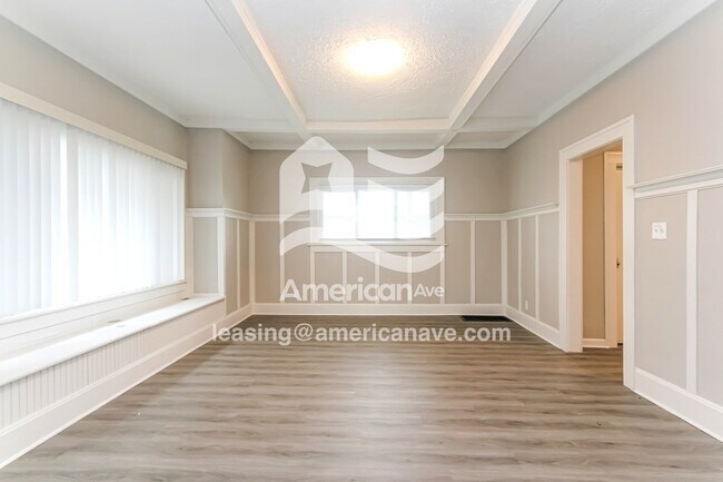 Foto del edificio - 2938 N Arsenal Ave