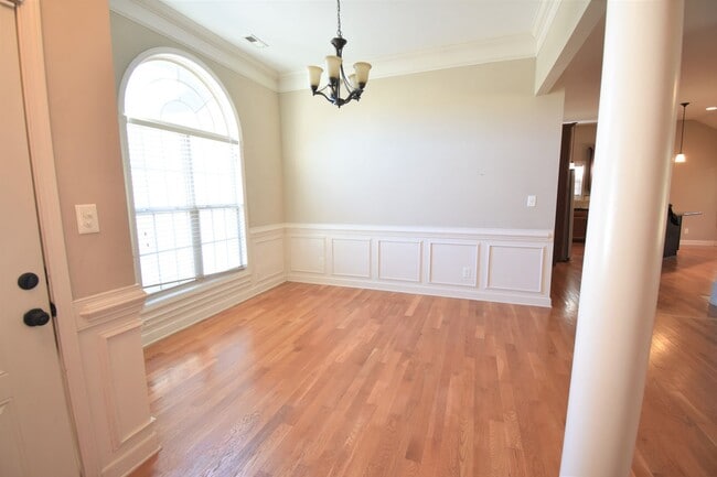 Building Photo - 3871 Glencorra Dr