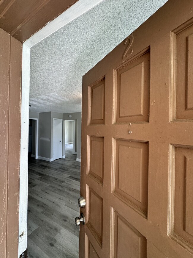 Building Photo - 511 Duchess Ct