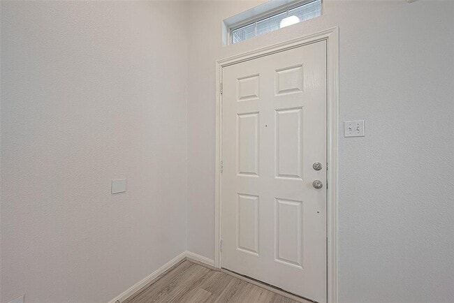 Building Photo - 988 Arbor Crossing