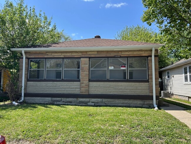 Building Photo - 1506 N Grant Ave