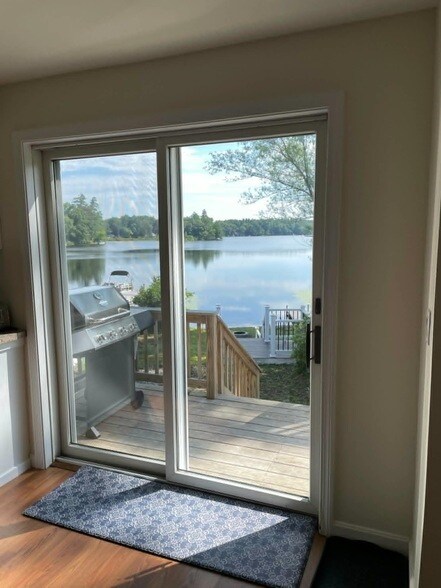 Building Photo - 10 Abenaki Trail