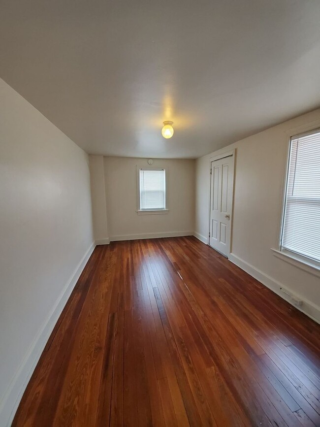 Foto del edificio - 344-346 S Locust St