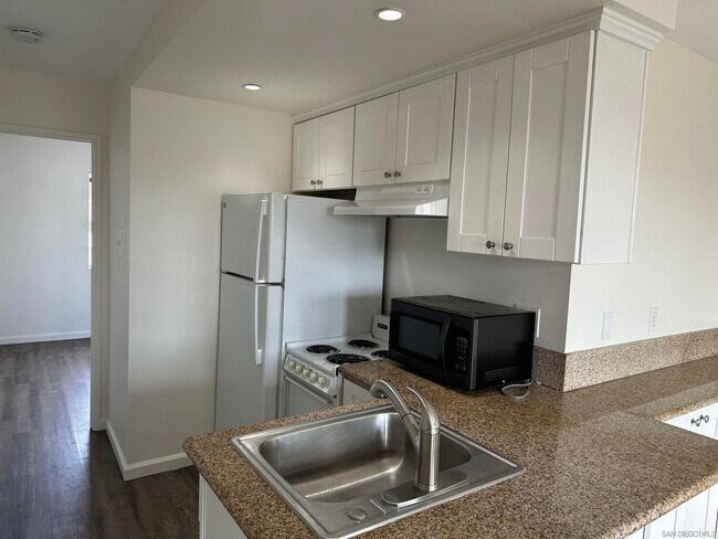 Foto del edificio - 3844 Swift Ave