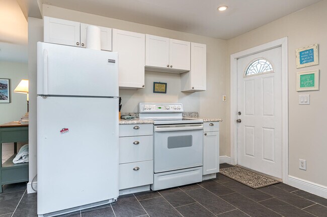 Foto del edificio - 740 S Lake Ave