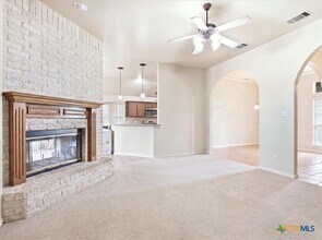Building Photo - 1200 Lancelot Dr