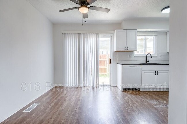 Building Photo - 9424 Reeder Ave