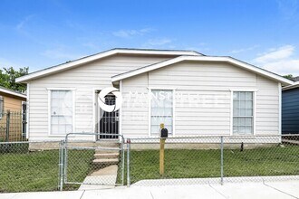 Building Photo - 9921 Cedar Mountain Cir