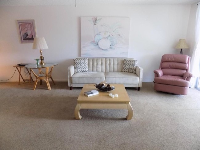 Building Photo - 931  Gardenia Drive 267