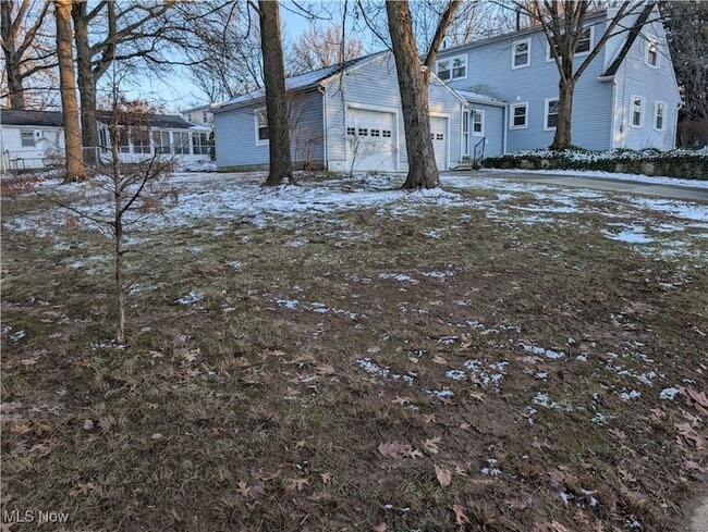 Building Photo - 703 Avondale St