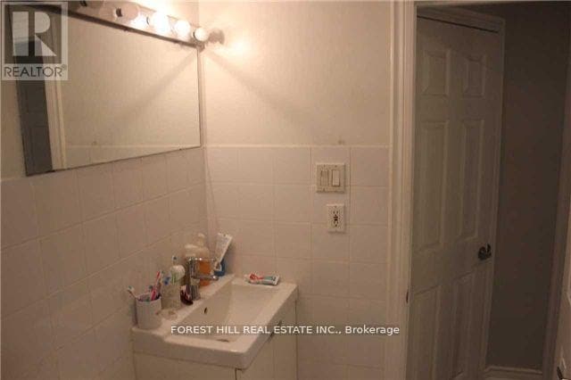 Photo du bâtiment - 67 Brunswick Ave