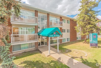 Building Photo - Majestic Apartments