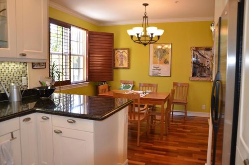 Foto del edificio - 354 Tuxedo Ln