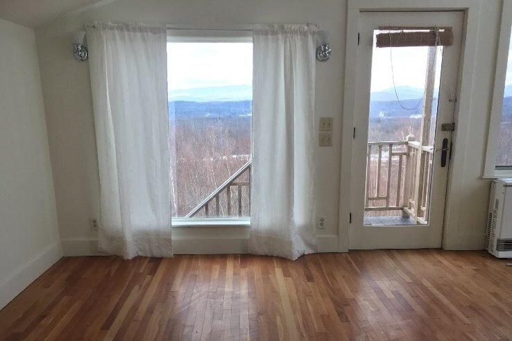 Primary Photo - 197 Scenic Vista