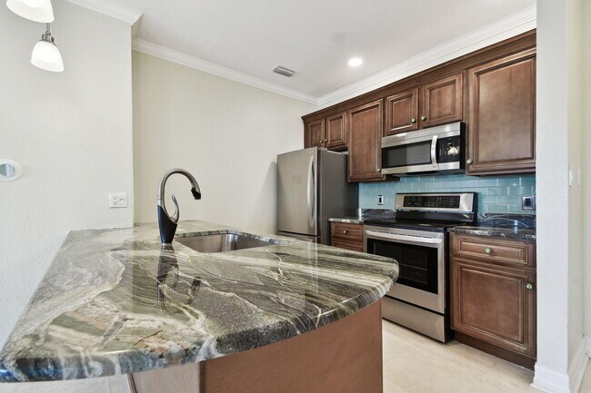 Foto del edificio - 5000 Culbreath Key Way