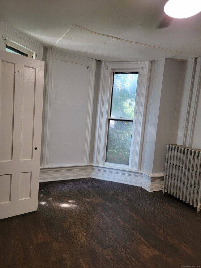 Building Photo - 161 Prospect St