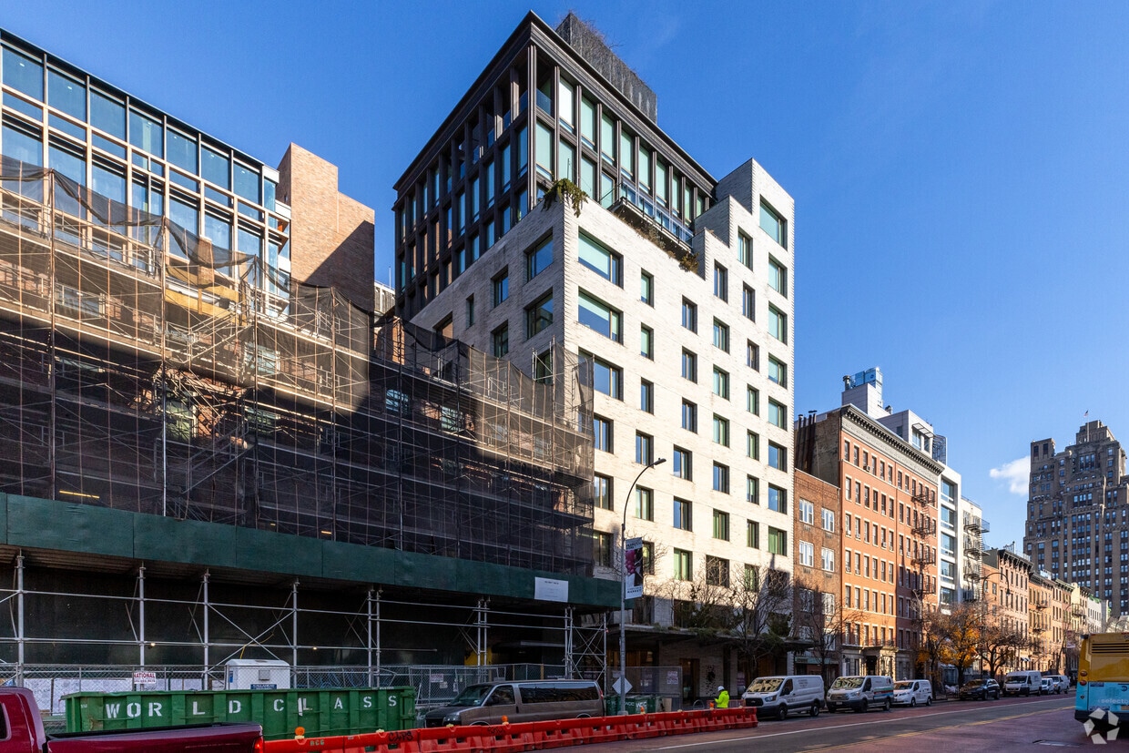 Building Photo - 345-349 W 14th St