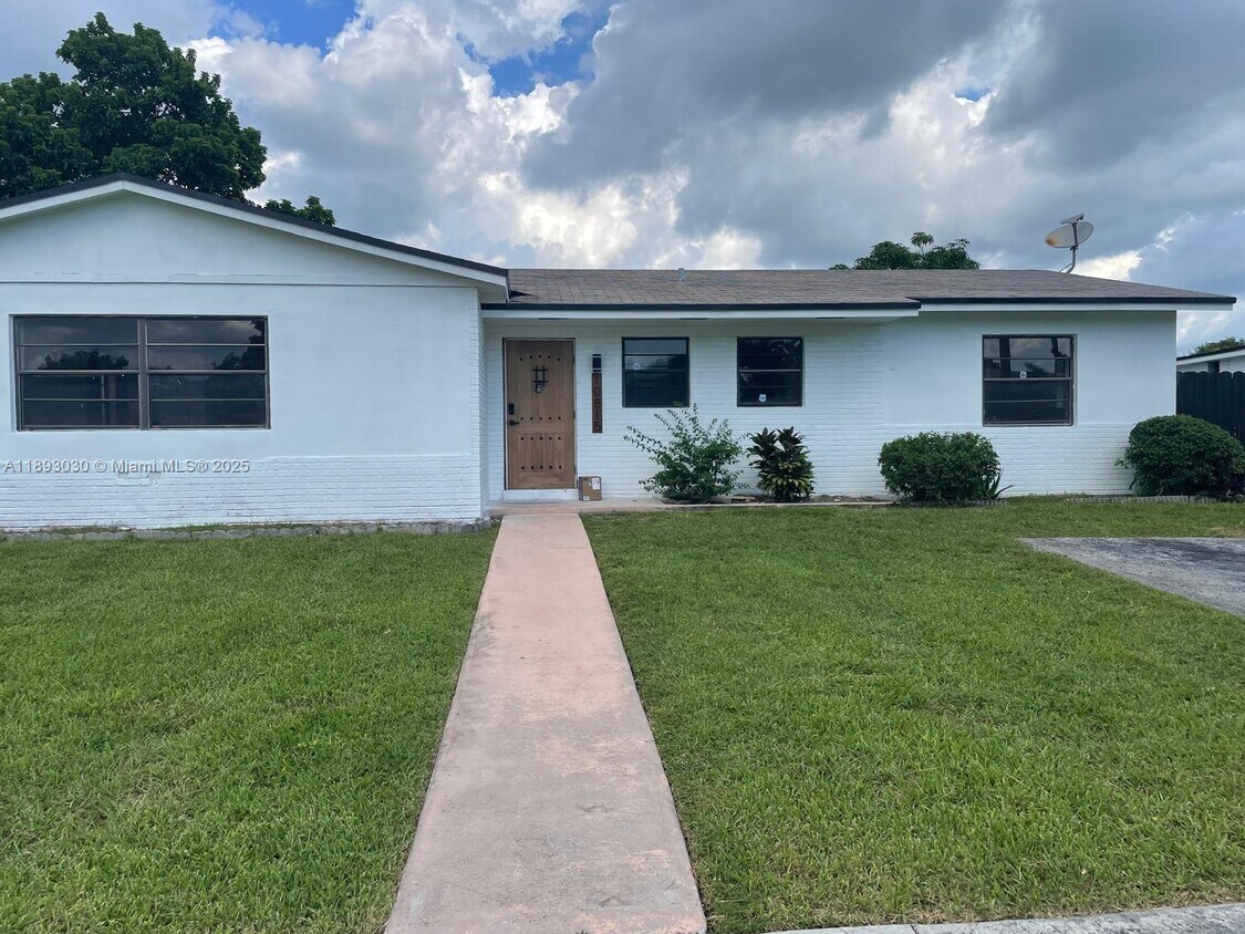 Foto principal - 10815 SW 157th Terrace