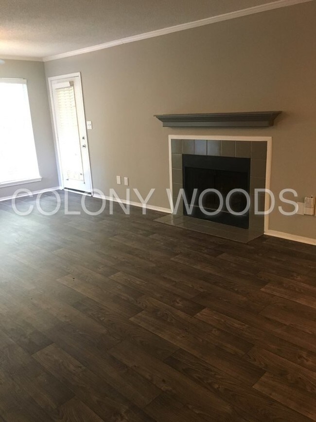 Building Photo - 7112 Colony Park Dr