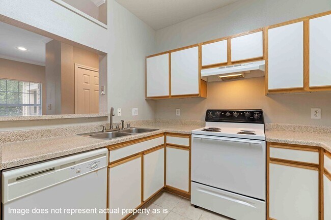 Foto del edificio - 2400 Spring Rain Dr