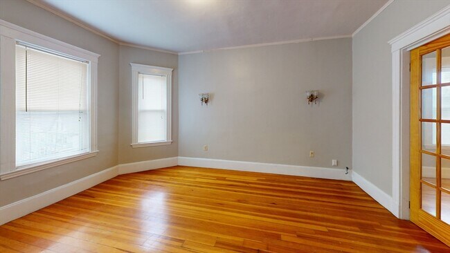 Foto del edificio - 8 Olmstead St