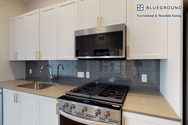 Foto del edificio - 332 Halstead Ave