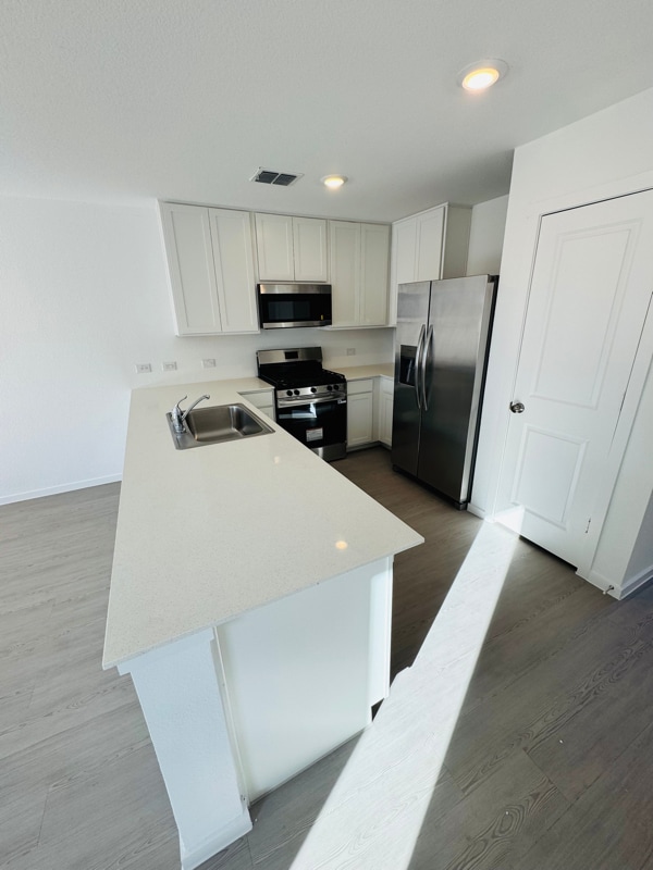 Building Photo - 3924 Pontchartrain Pkwy