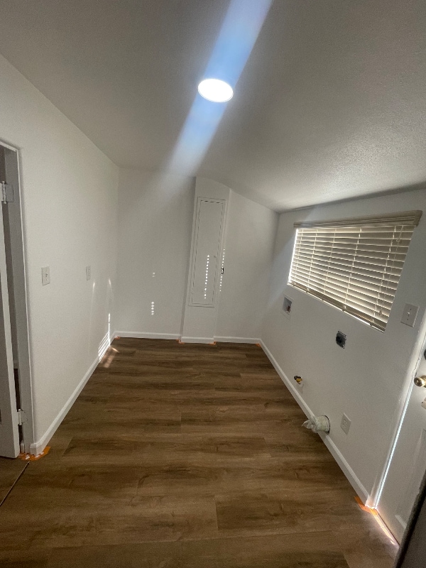 Building Photo - 12512 Broadway Ave