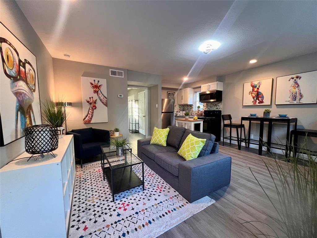 Foto principal - 6210 Del Rio St