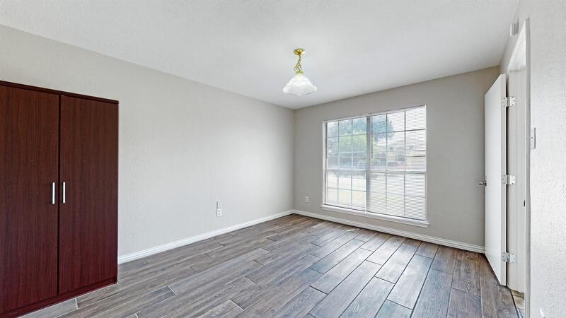 Primary Photo - 4115 Appleyard Dr