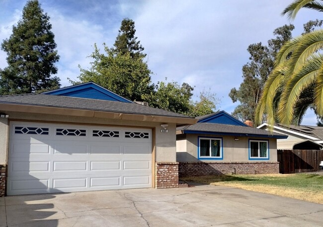 Building Photo - 637 Grambling Ct