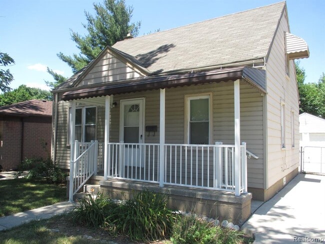 Building Photo - 20314 Powers Ave