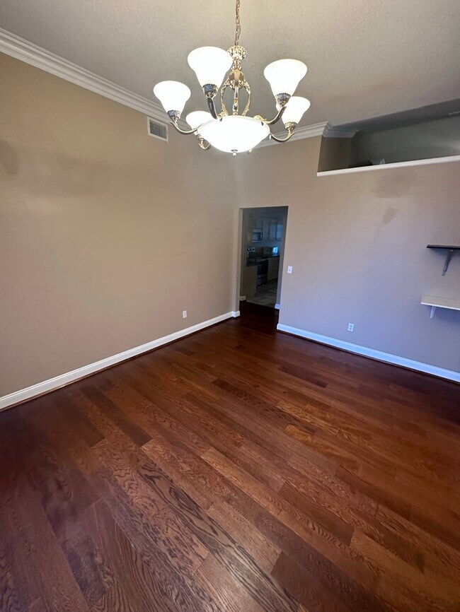 Foto del edificio - Stunning Custom 4/2, 2380sqft Home with Mo...