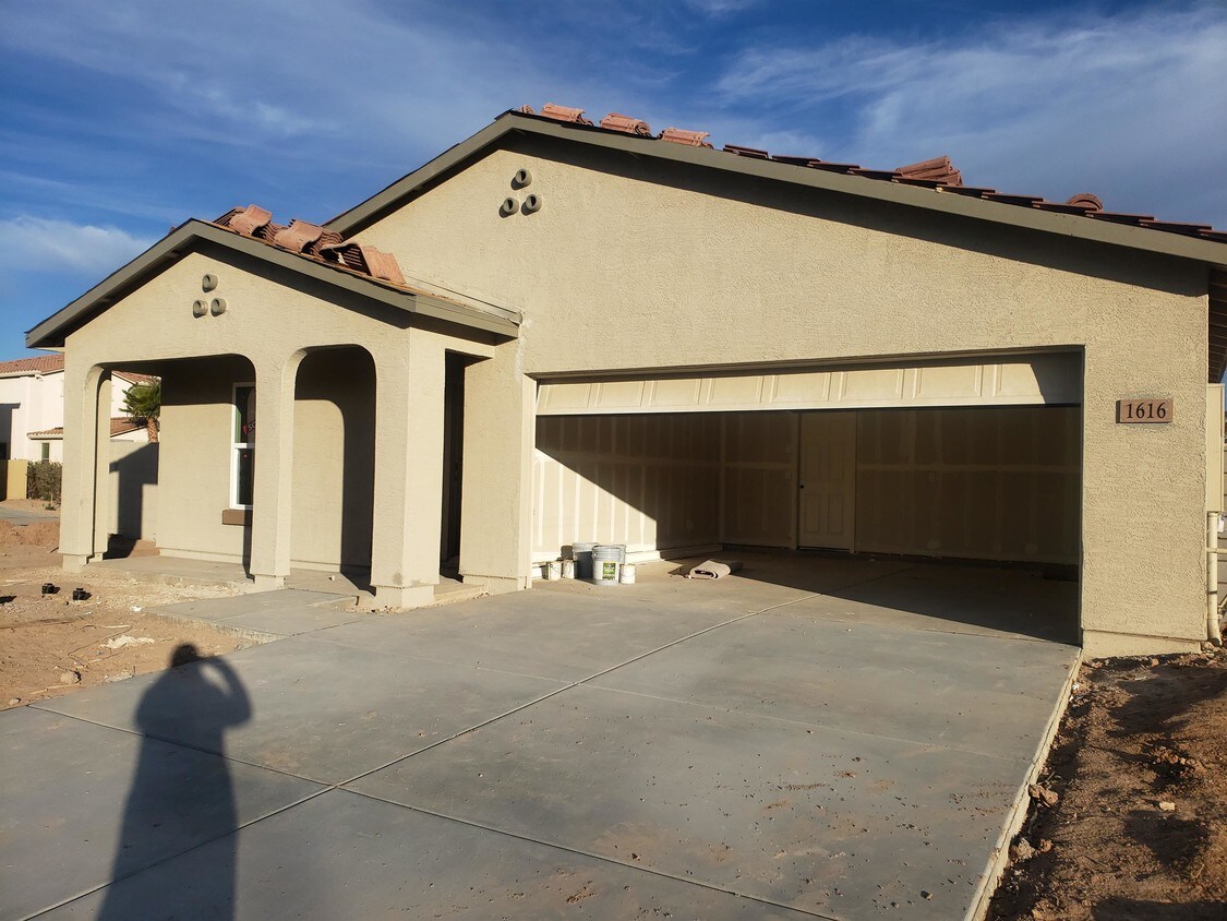 Foto principal - 1616 E Silver Reef Dr